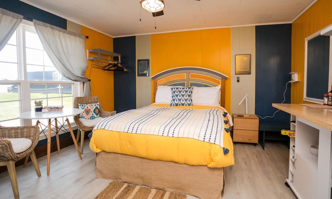 North Lake Casa | Blue Horizon is a True Blue Experience