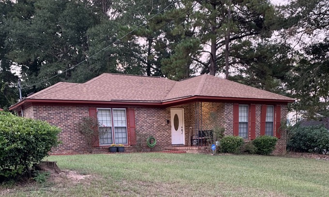 Columbus Casa | Blue Ivey Estates - your peace palace that’s less than 5 miles from Ft Moore.