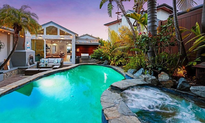Middletown Casa | BLUE LAGOON➕ BONUS APT ♦ GAMES ♦ POOL ♦ VIEWS ♦ LUXURY - THIS PLACE IS NUTS!