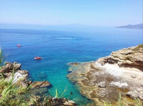Stoupa Apartamento | Blue Lagoon Suites at Stoupa