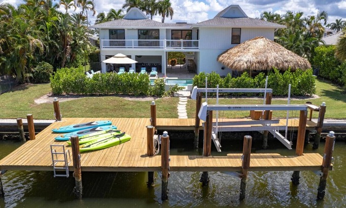 Marco Island Villa | Blue Marlin * a space where memories are made!