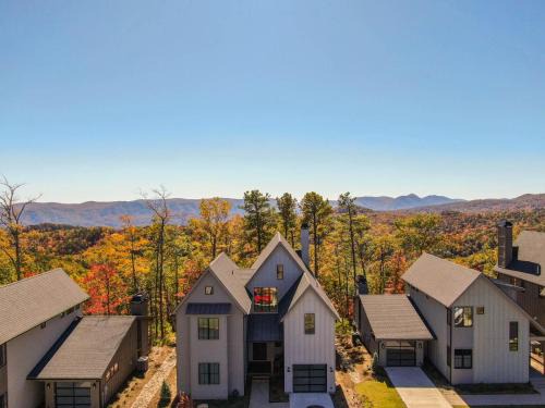 Lenoir Casa | Blue Meadows at Blue Ridge Mountain Club