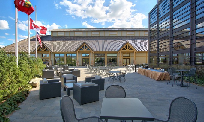 The Blue Mountains Hotel | Blue Mountain Resort Home Collection