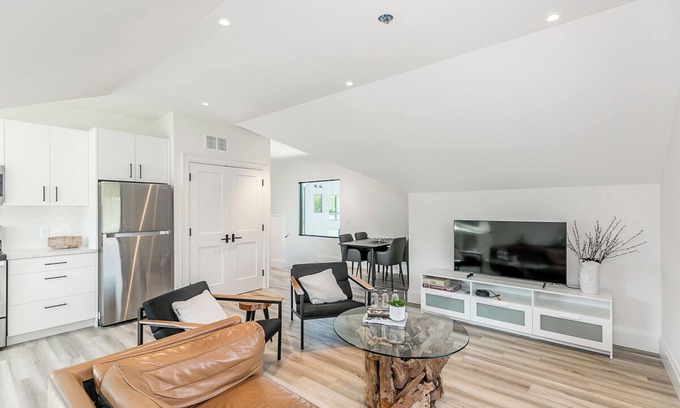The Blue Mountains Apartamento | Blue Mountain Guest House- 7 minutes to Blue Mountain!