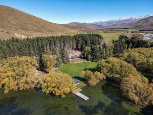 Fairlie Casa | Blue Mountain Lake Lodge and Lake House Fairlie