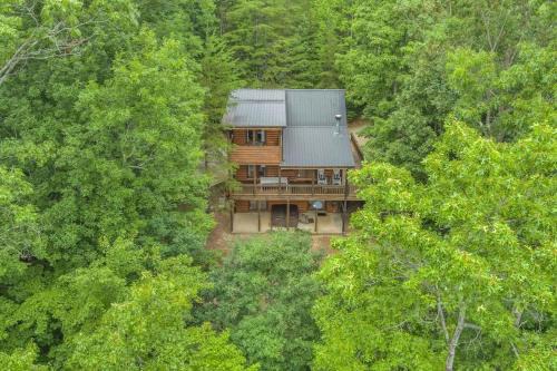 Blue Ridge Casa | Blue Ridge Cabin in the Woods With Hot Tub