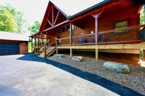 Mineral Bluff Casa | Blue Ridge Retreat on Wolf Creek