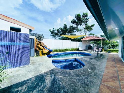 Cantón de Guatuso Casa | Blue Rriver House