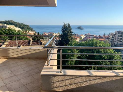 Petrovac Apartamento | Blue Sky Apartment