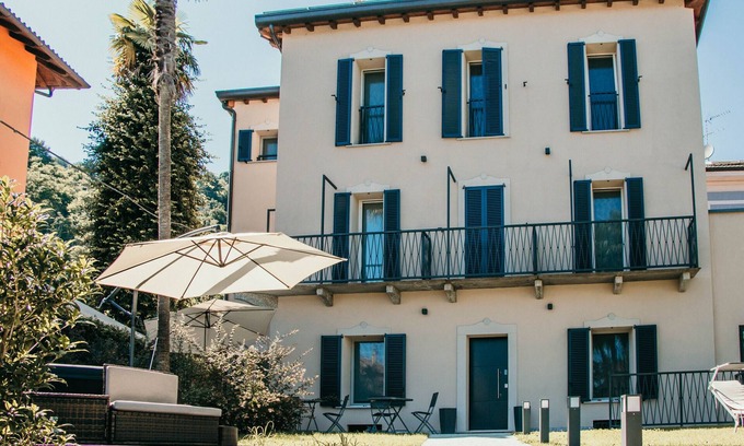 Solcio Cama Y Desayuno | Blue Suite in Gio&Leo GuestHouse - Lakeside L&B