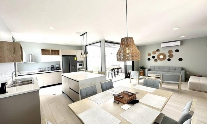 Punta Blanca Villa | Blue Villa · Punta Blanca · 3 dormitorios · 7 camas · 3 baños