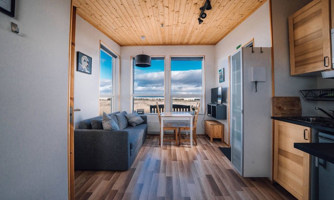 Reykholt Cabina | Blue View Cabin 3B with Hot Tub