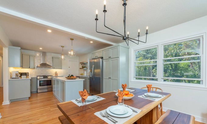 Weaverville Casa | Blue View II - 15 minutes to downtown Asheville