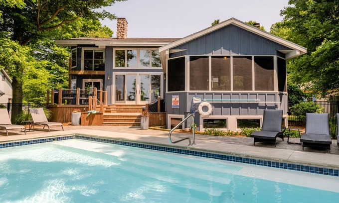 Riverside Casa | RETIRO ESPACIOSO LAGO MICHIGAN CON PISCINA CLIMATIZADA EN LA TIERRA 14
