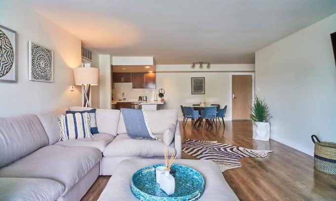 Marina Peninsula Apartamento | Blue Water Views Luxury Retreat In Marina del Rey