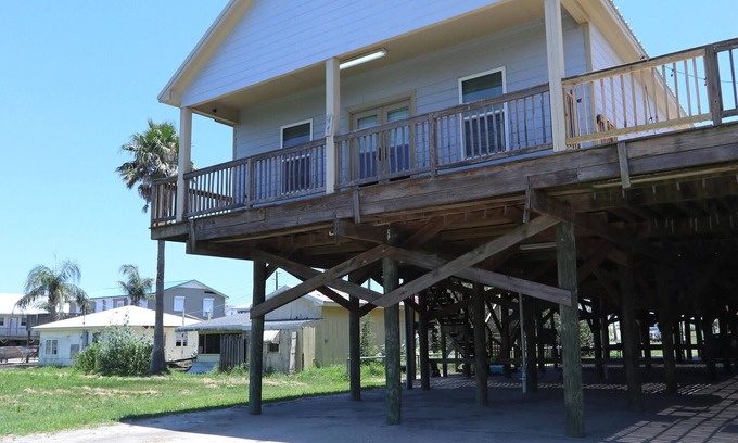 Grand Isle Casa | Blue Water Villa I - Coastal Realty Group
