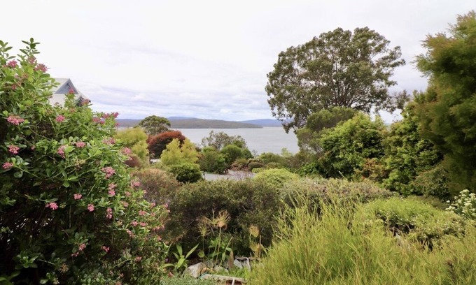 Mallacoota Casa | Blue waters Cottages