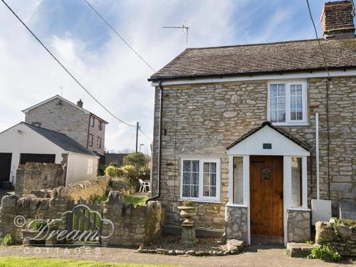 Weymouth Casa | Blueberry Cottage
