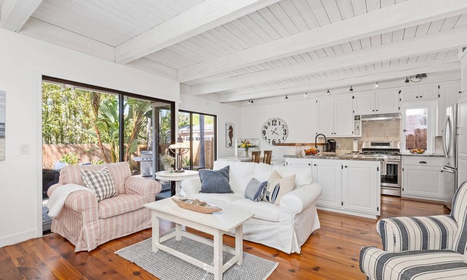 Diamond Crestview Cabaña | Bluebird Beach Cottage en Laguna Beach - ¡a pie de playa y ciudad!
