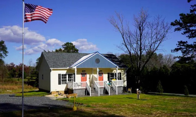 Lake Monticello Cabaña | Bluebird Cottage A: Near Charlottesville, Wineries: Firepit, Patio, Dogs OK