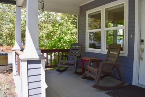 River West Casa | Bluebird Day - Kokanee Cottage