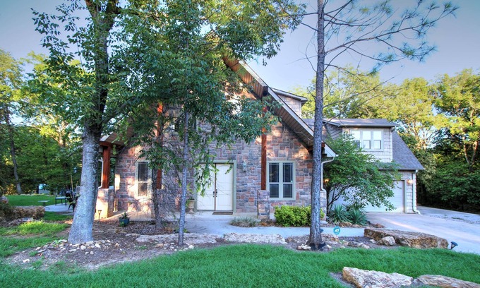 Kingston Casa | Bluebird Landing is a family-friendly home near Alberta Creek & Washita Point