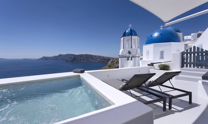 Oia Villa | Bluedome Cavehouses by Otium Villas