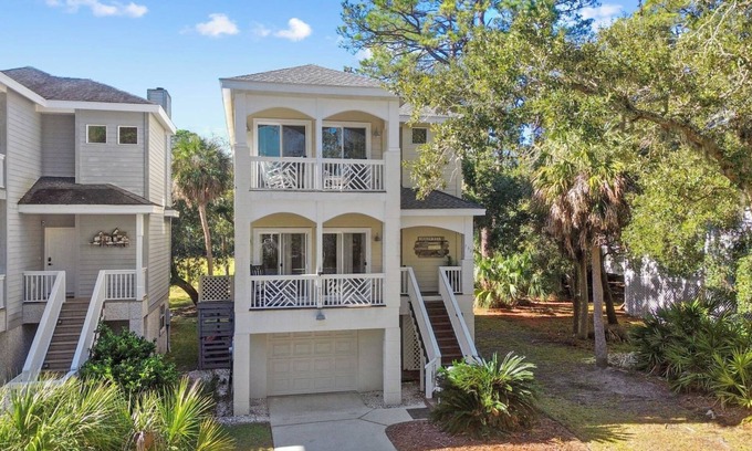 Bonito Boathouses Casa | Bluegrass Beach House