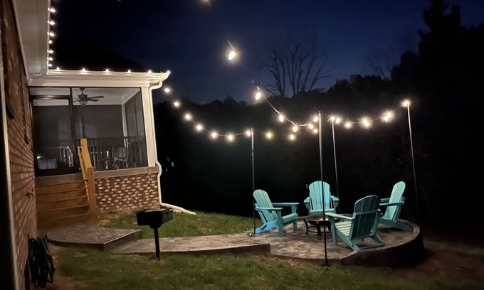 Nazareth Casa | Bluegrass & Bourbon - a Peaceful Retreat & Hangout