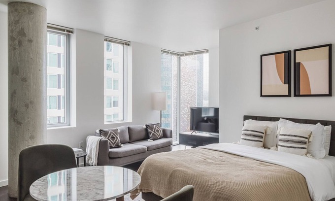 Kirkland Apartamento | Blueground | Bellevue, pool, nr parks