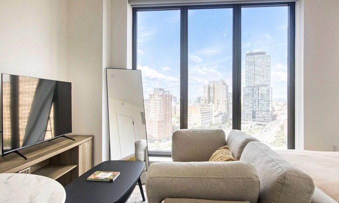 Clinton Hill Apartamento | Blueground | Clinton Hill, rooftop pool, nr Pratt Institute