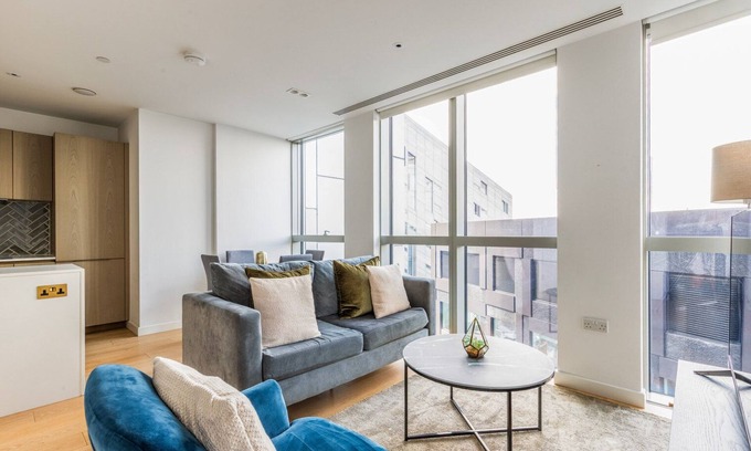 Hoxton West Apartamento | Blueground | Hoxton, jacuzzi, nr St. Paul's