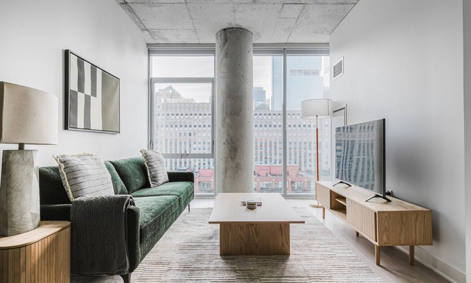 West Town Apartamento | Blueground | River North, rooftop & pool, nr Mart