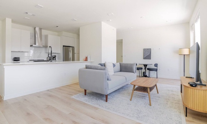 Round Rock Apartamento | Blueground | Round Rock, pool, nr Brushy Creek