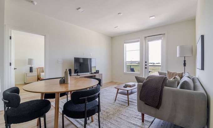 Round Rock Apartamento | Blueground | Round Rock, pool, nr Old Settlers Park
