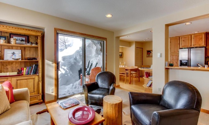 Elkhorn Village Apartamento | Bluff Mountain Charmer