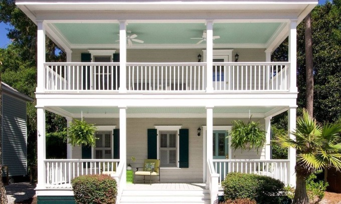 Olde Town Casa | Bluffton Breeze-3BR Heart of Old Town Village Home