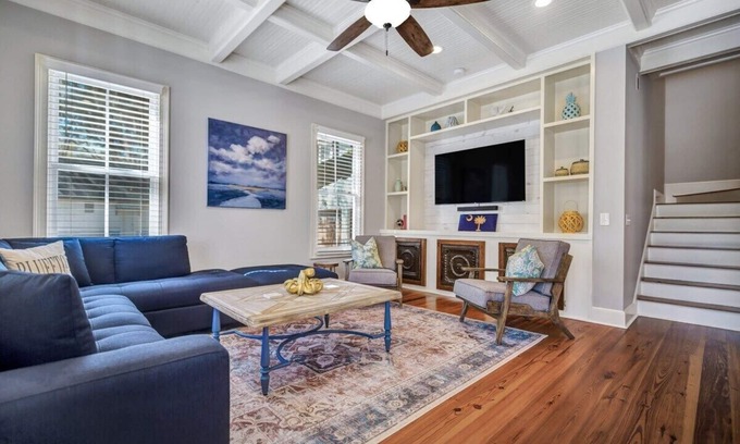 Olde Town Casa | Bluffton Village Home-4BR Heart of Old Town Luxury