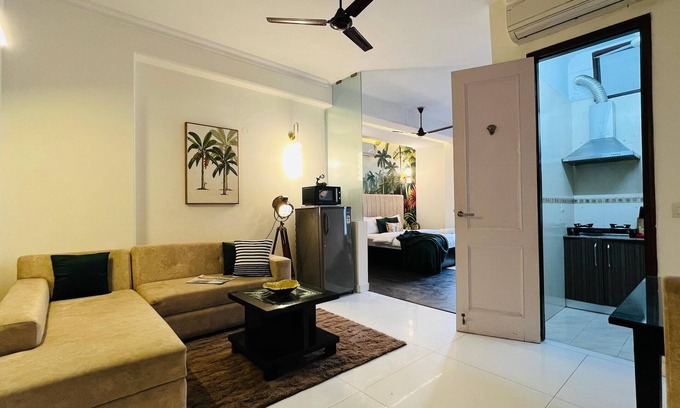 Green Park Apartamento | BluO Classic Studio - Green Park Hauz Khas Village