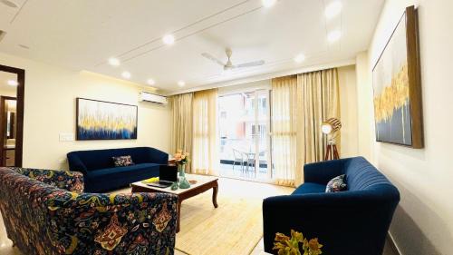 Saket Apartamento | BluO Elegant 4BHK Saket - Lift, Balcony, Parking