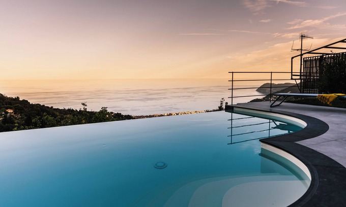 Alassio Villa | Bluvarì Charming House - villa with private pool