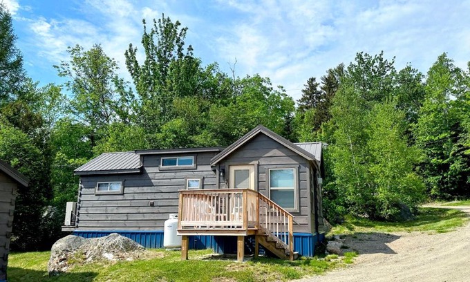 Twin Mountain Casa | BMV7 Tiny Home Topline