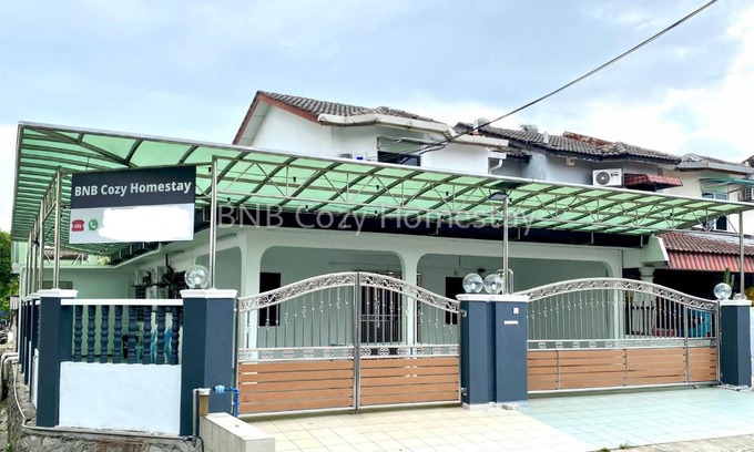 Bandar Country Homes Casa | BNB Cozy Homestay @ Bdr Country Homes (Corner Hse)