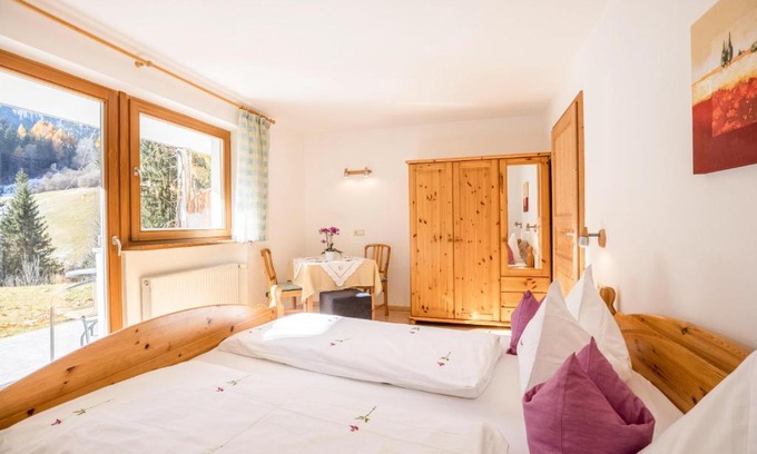 Monguelfo Apartamento | Bnb Lettnerhof Terrace Family Suite
