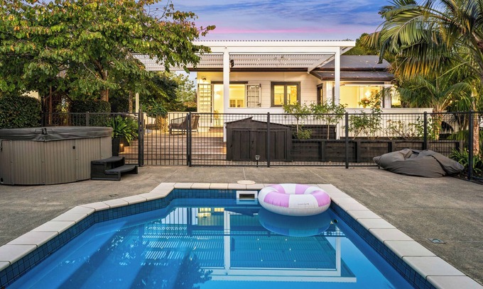 Matakana Casa | Board and Batten - Matakana Holiday Home