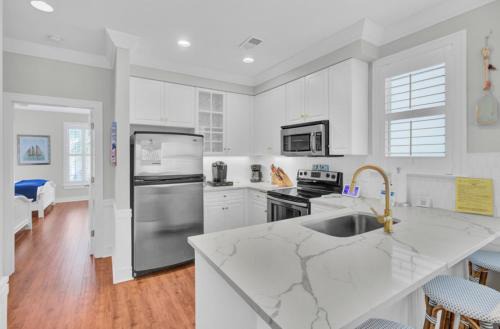 Isle of Palms Casa | Boardwalk 127 by Wild Dunes, in Resort Core