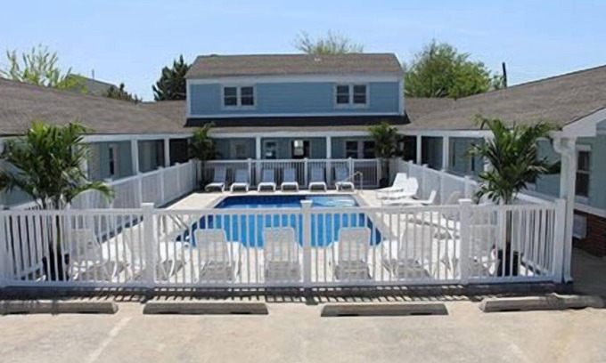 Point Pleasant Beach Hotel | Boardwalk Beach Inn