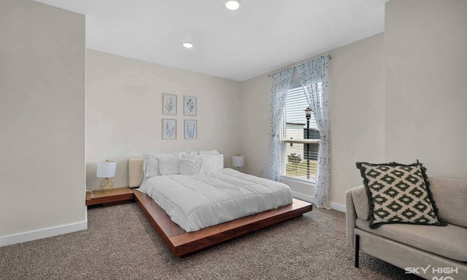 Centerton Casa | Boardwalk Chic Modern Centerton Retreat 2-Bed/2Bath