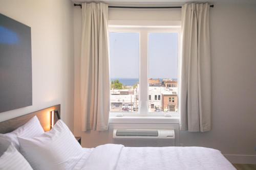 Traverse City Apartamento | Boardwalk Suites & Residences by Kasa