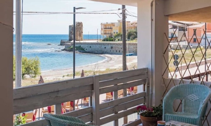 La Caletta Casa | Boat beach house